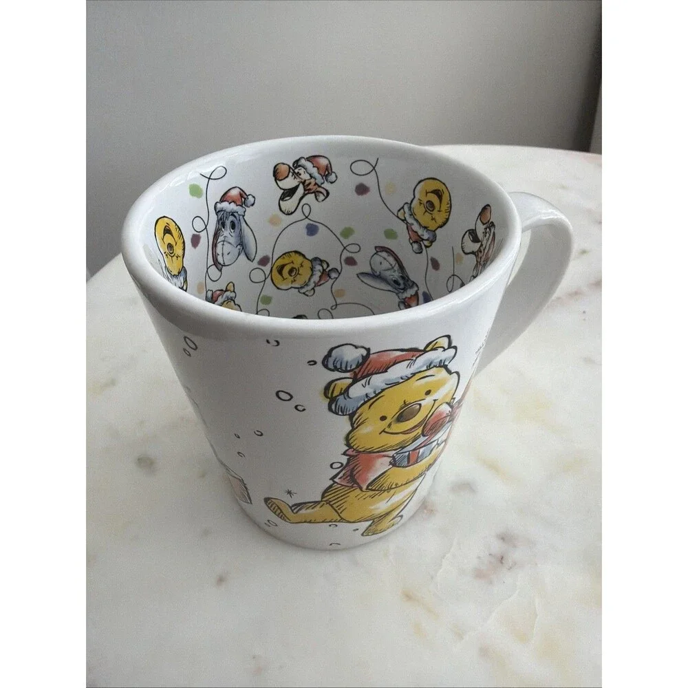 Disney‎ Winnie the Pooh Christmas Mug Piglet Tigger Eeyore Holiday Cup